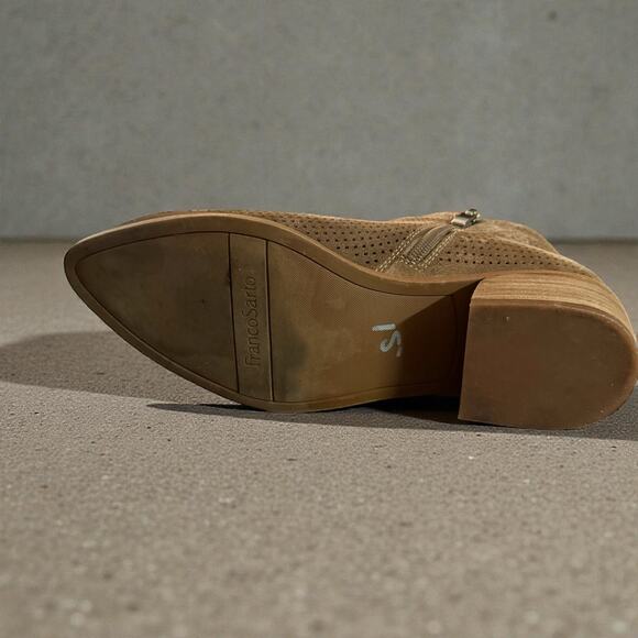 Franco Sarto Dakota ankle boots. Size 10. - Picture 3 of 7